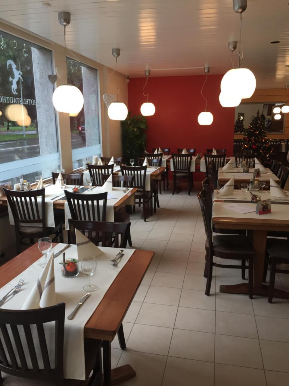 Hotel&Restaurant Stadthof Glarus Exterior foto